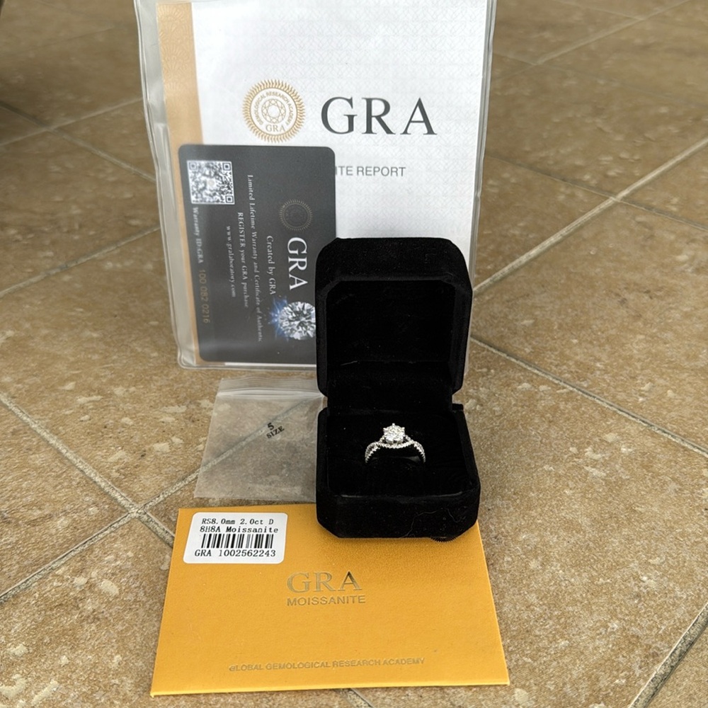 GRA Certified 1ct Moissanite Sterling Silver Ring Size 5